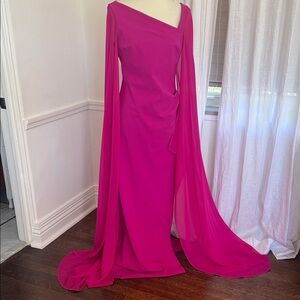 Elegant Teri Jon Magenta Pink Evening Gown
